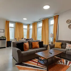 Apartment Chic Condo, 2mi To Downtown, Sleeps 8, By Geodis, Nashville
